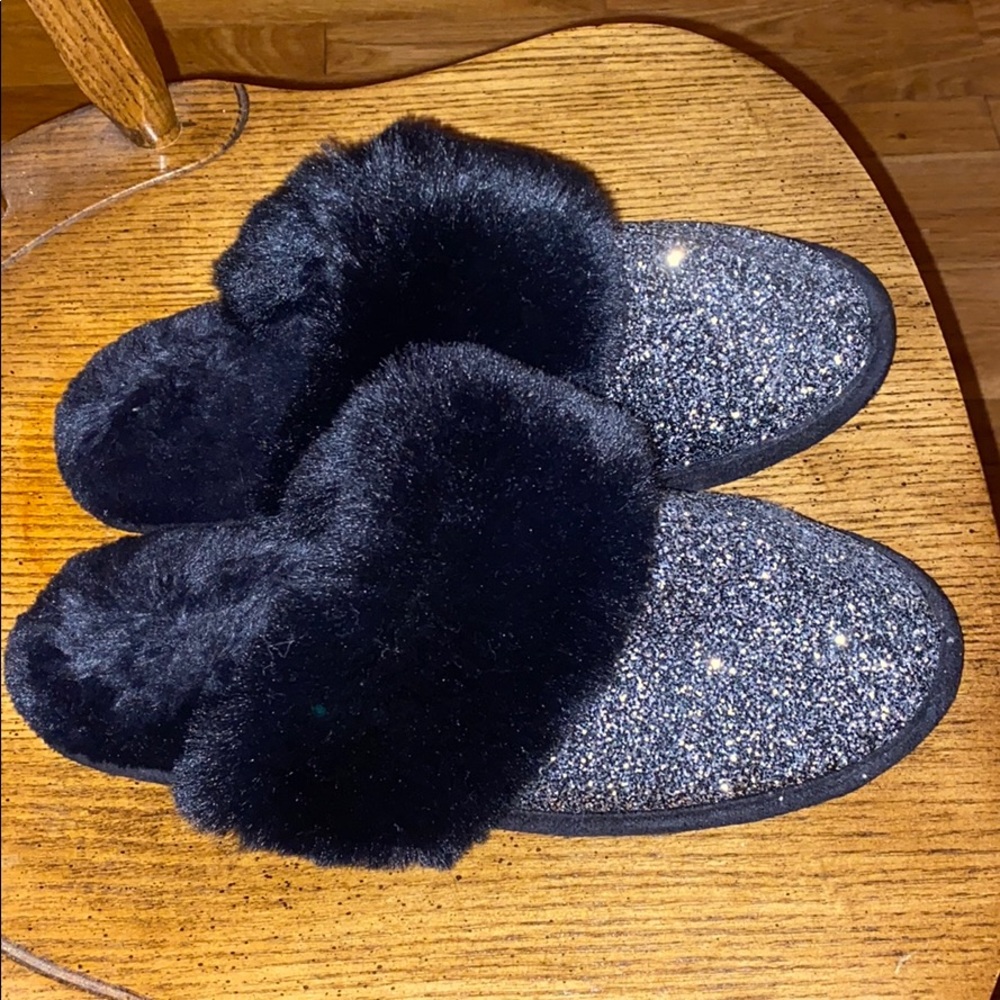 Express fuzzy sparkle slippers